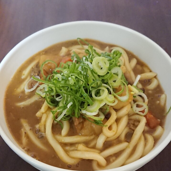 残ったカレーでカレーうどん